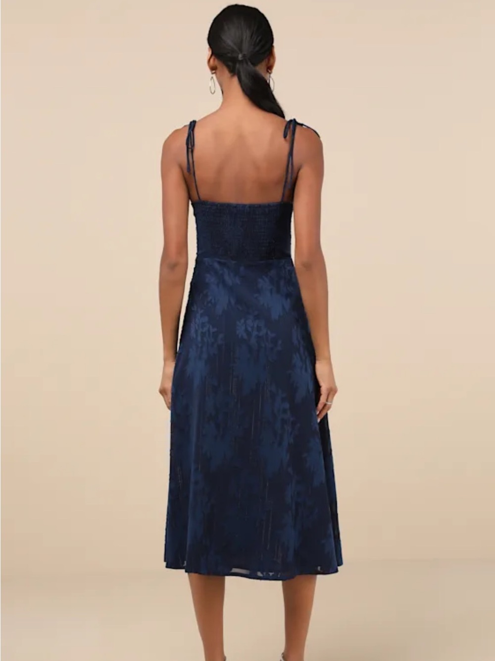 NWT Lulus navy blue floral jacquard tie strap midi dress - Picture 2 of 9